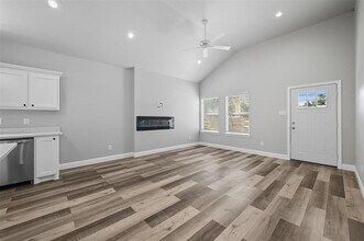 3200 Poplar Ave in Greenville, TX - Building Photo - Building Photo
