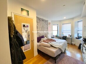 64 Louis Prang St, Unit 1 in Boston, MA - Building Photo - Building Photo