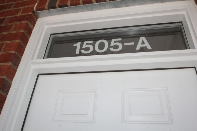 1505 W Cary St in Richmond, VA - Building Photo - Building Photo