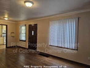 4001 S Pennsylvania St in Englewood, CO - Foto de edificio - Building Photo
