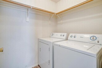 578 Tanglewood Dr in Burleson, TX - Building Photo - Building Photo