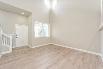 24762 E Wyoming Cir in Aurora, CO - Building Photo - Building Photo