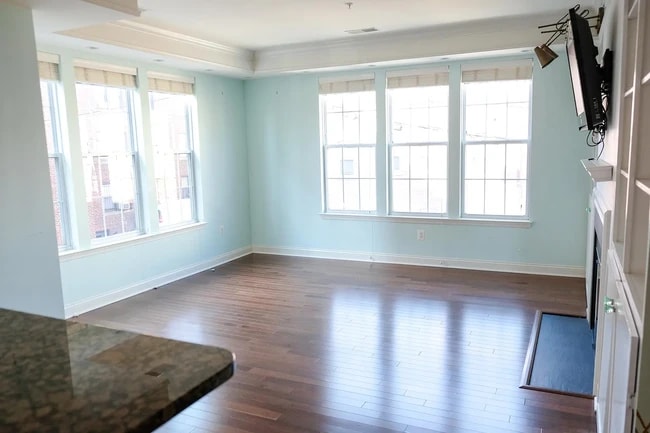 1451 Belmont St NW, Unit 201 in Washington, DC - Building Photo - Building Photo