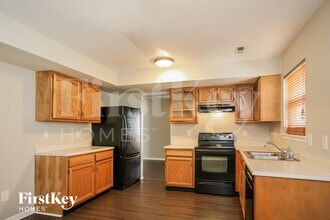 10428 Hornton St in Indianapolis, IN - Building Photo - Building Photo