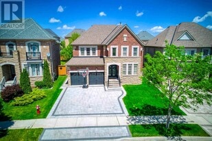 13 Franmar Rd in Brampton, ON - Building Photo