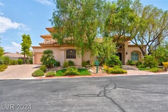 1340 Dilevante Dr in Henderson, NV - Foto de edificio - Building Photo