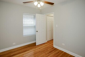 516 W Cornelia Ave in Chicago, IL - Building Photo - Building Photo