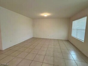 19 NW 29th Terrace in Cape Coral, FL - Building Photo - Building Photo