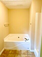 4552 Latchwood Dr in Stonecrest, GA - Building Photo - Building Photo