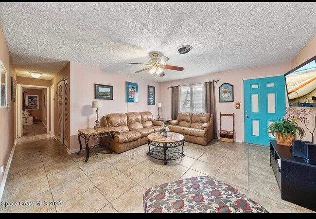 201 Taylor Ave, Unit Unit 2 in Cape Canaveral, FL - Building Photo - Building Photo