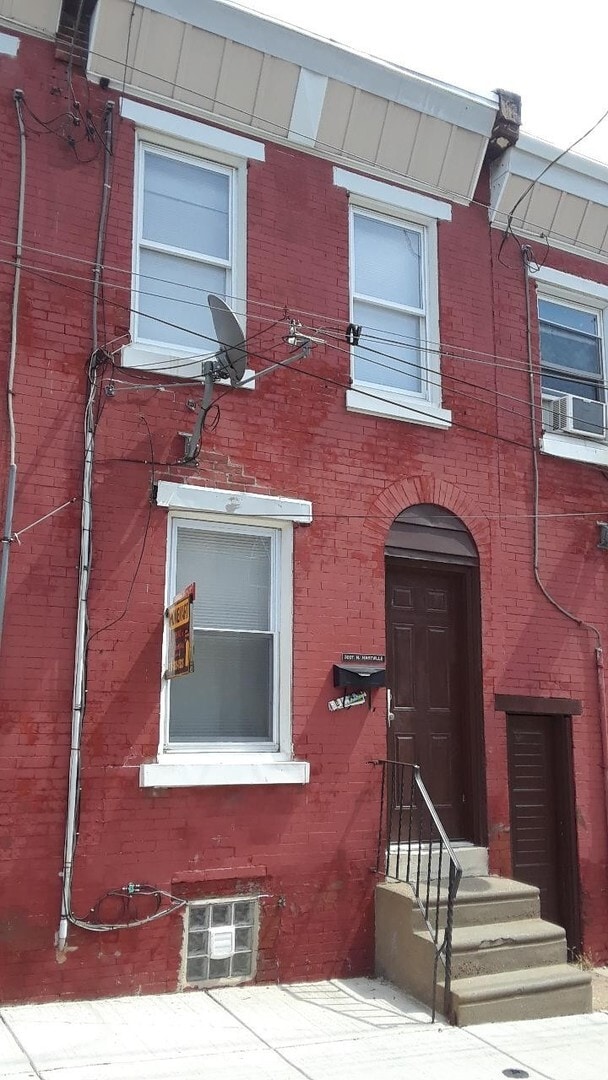 property at 3007 Hartville St