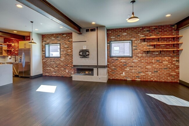 property at 445 SW 6th St