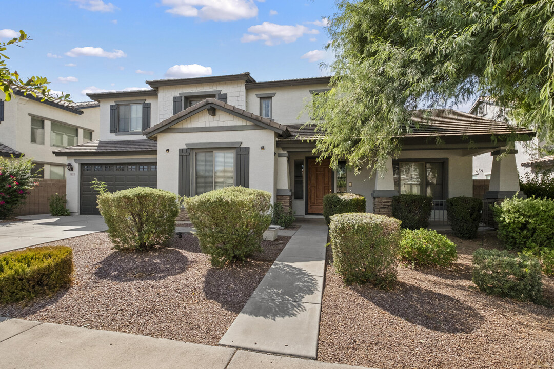 18813 E Arrowhead Trail in Queen Creek, AZ - Building Photo