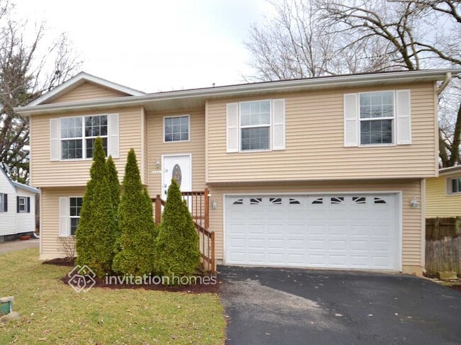 property at 29835 Bayshore Dr