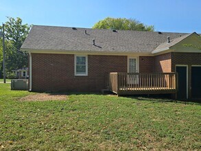 204 Hunter Dr in Columbia, TN - Building Photo - Building Photo