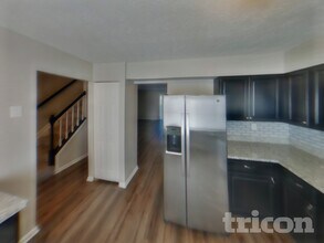 38 Powder View Ct in Perry Hall, MD - Building Photo - Building Photo