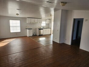 9611 SW 82nd Ave in Gainesville, FL - Foto de edificio - Building Photo