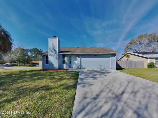 property at 10868 Trestle Ct