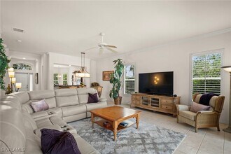 8382 Danbury Blvd in Naples, FL - Building Photo - Building Photo