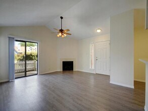 1601 Faro Dr in Austin, TX - Building Photo - Building Photo