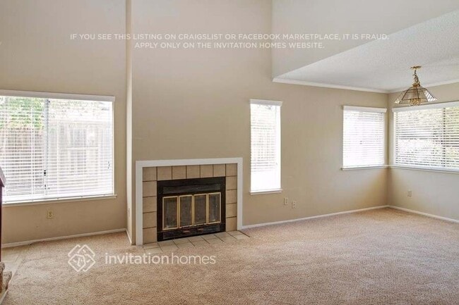 6036 Sun Dial Way in Sacramento, CA - Building Photo - Building Photo