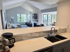 76 Ocean Pines Ln in Pebble Beach, CA - Building Photo - Building Photo