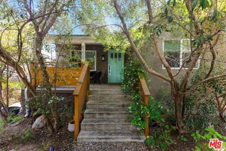 6208 Hayes Ave in Los Angeles, CA - Building Photo - Building Photo