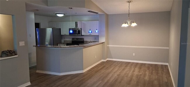 4045 Crockers Lake Blvd in Sarasota, FL - Building Photo - Building Photo
