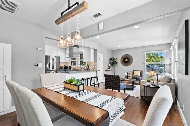 4899 Circle Dr in San Diego, CA - Building Photo - Building Photo