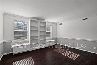 601 Bashford Ln in Alexandria, VA - Building Photo - Building Photo