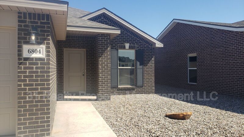 6804 Lonesome Dove Ln in Midland, TX - Building Photo