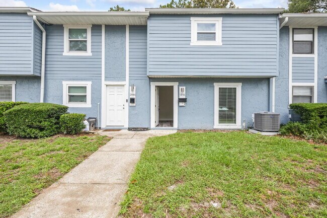 1848 Willowood Dr in Jacksonville, FL - Building Photo - Building Photo