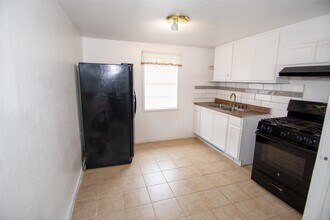 2505 Deutser St in Houston, TX - Building Photo - Building Photo