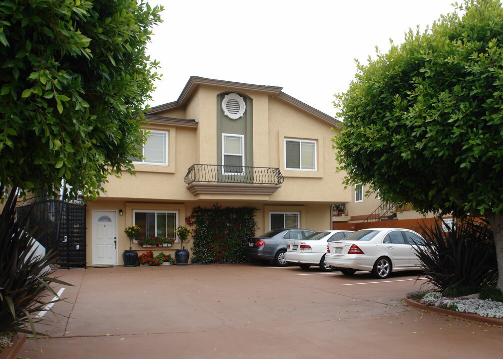 3747 32nd St in San Diego, CA - Foto de edificio