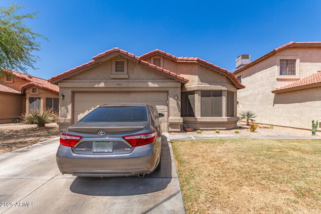 property at 4534 E Tanglewood Dr