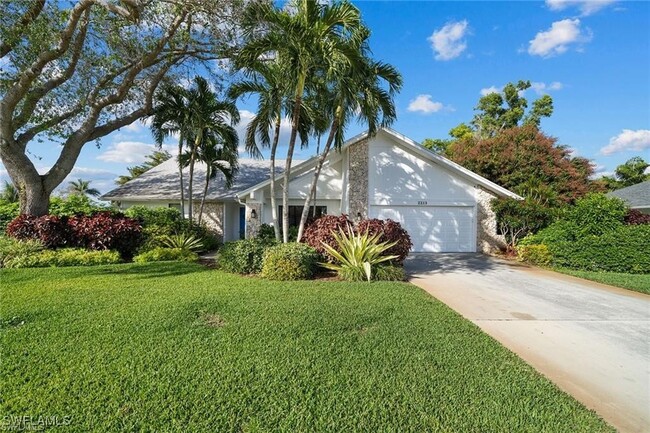 property at 2213 Royal Ln
