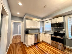 20 Dawes St, Unit 1 in Boston, MA - Building Photo - Building Photo