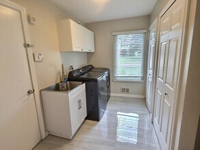 28618 Balmoral Way in Farmington Hills, MI - Building Photo - Building Photo