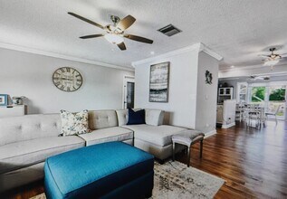 1010 SW 15th St in Boynton Beach, FL - Building Photo - Building Photo