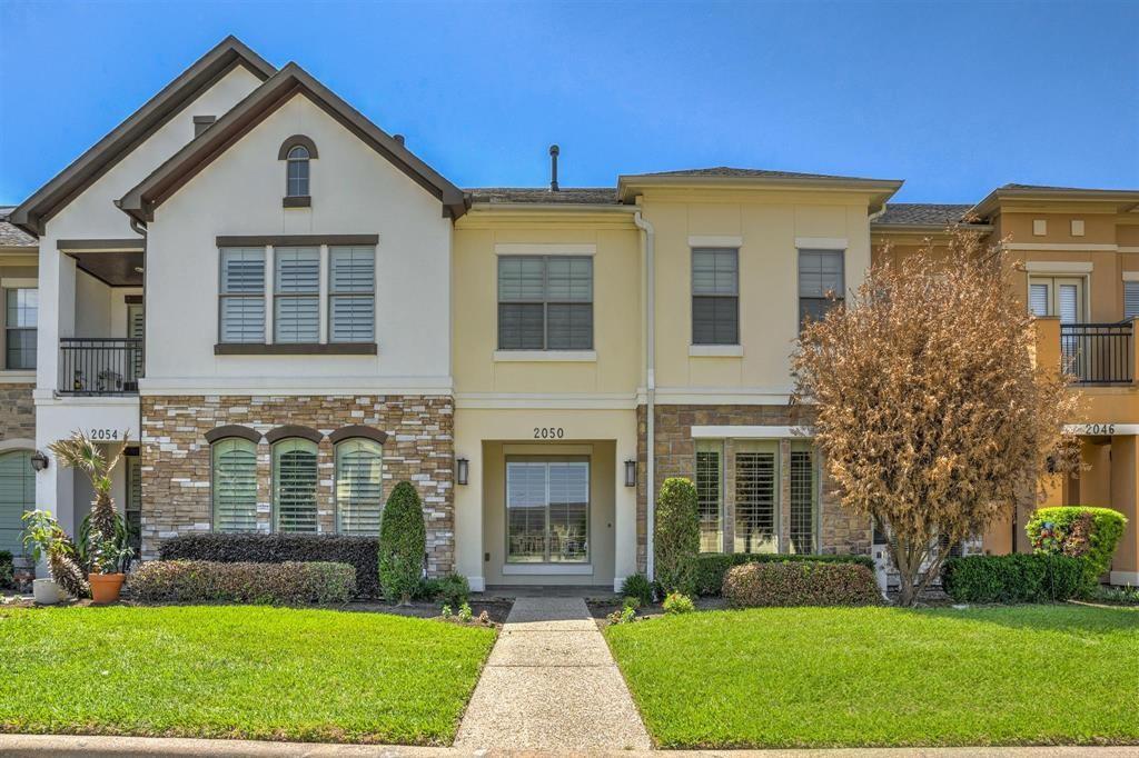 2050 Palm Forest Ln in Houston, TX - Building Photo