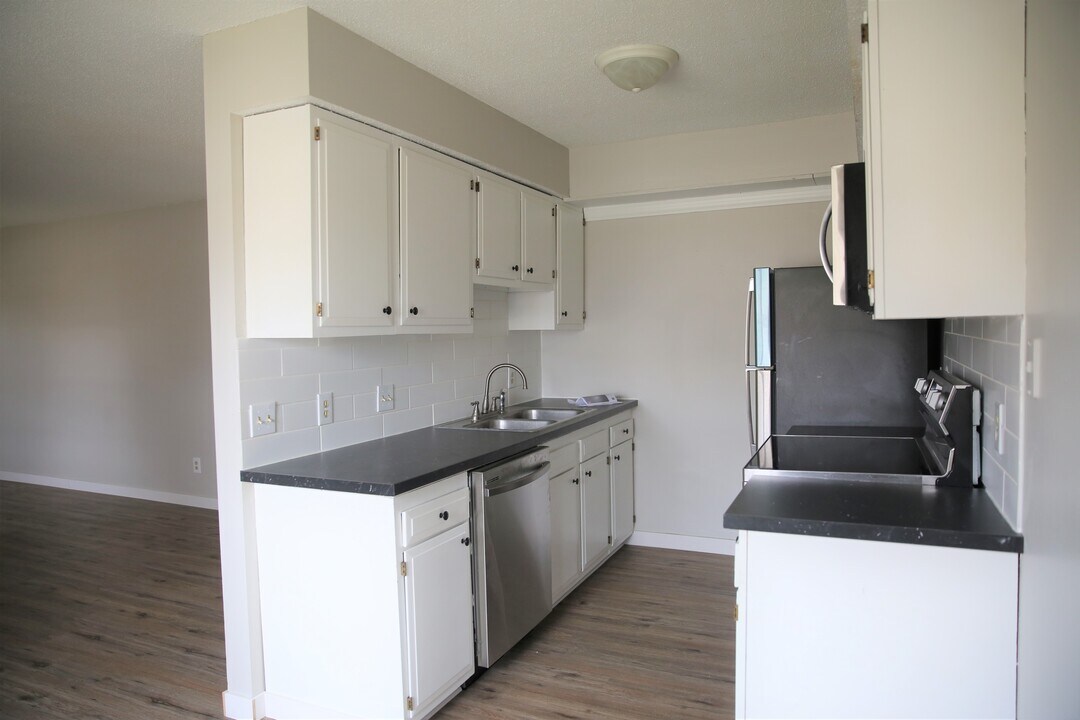 16955 Garcia Way W, Unit 4 in Rosemount, MN - Building Photo