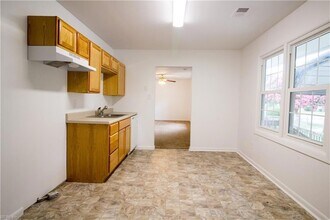 1343 W 39th St in Norfolk, VA - Building Photo - Building Photo