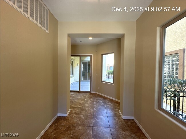 9216 Tudor Park Pl in Las Vegas, NV - Building Photo - Building Photo