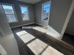 3 Beacon St-Unit -3L in Somerville, MA - Foto de edificio - Building Photo