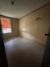 528 Emily Lp in Tallahassee, FL - Building Photo - Building Photo