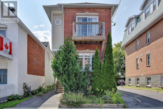 property at 130 Carruthers Ave
