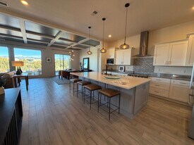 14 Plano Arbolito in Santa Fe, NM - Building Photo