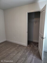 125 Harold Murphy Dr photo'