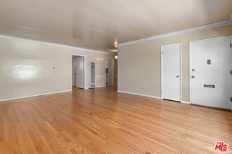 831 Austin Ave in Inglewood, CA - Building Photo - Building Photo