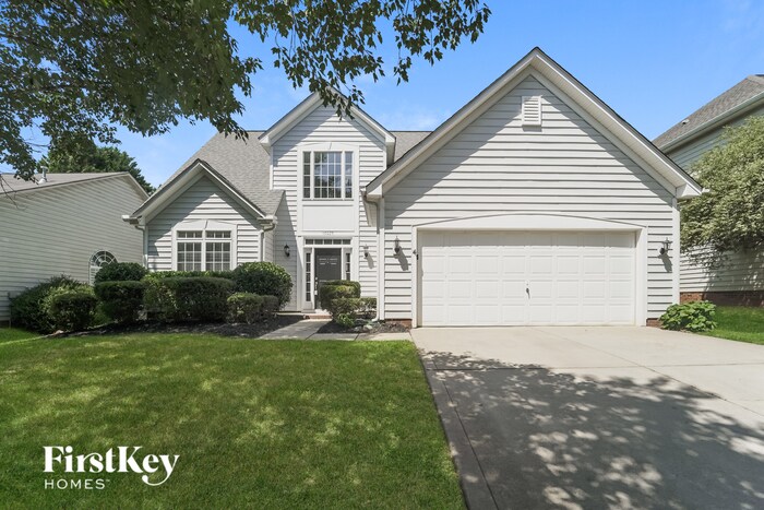 16025 Lavenham Rd in Huntersville, NC - Building Photo